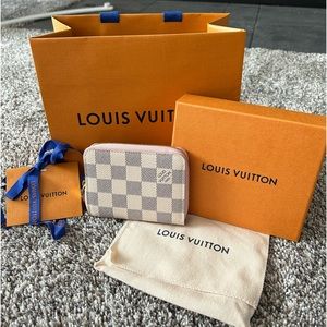 Louis Vuitton Zippy Coin Purse Padlock